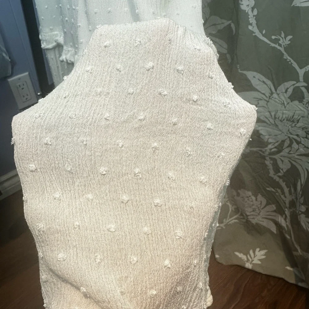 White Button-Down Maxi Dress - Picture 3 of 9